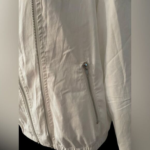 637 - SHORT BIKER MOTO WHITE ZIP JACKET BY ALLEGRA K, MEDIUM - Picture 5 of 9